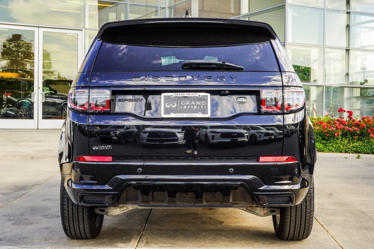 Used 2023 Land Rover Discovery Sport SE R-Dynamic AWD/4WD image 11