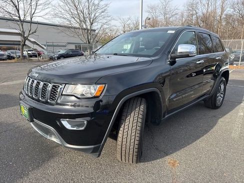 Used 2021 Jeep Grand Cherokee Limited image 3