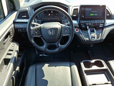 Used 2024 Honda Odyssey EX-L image 12