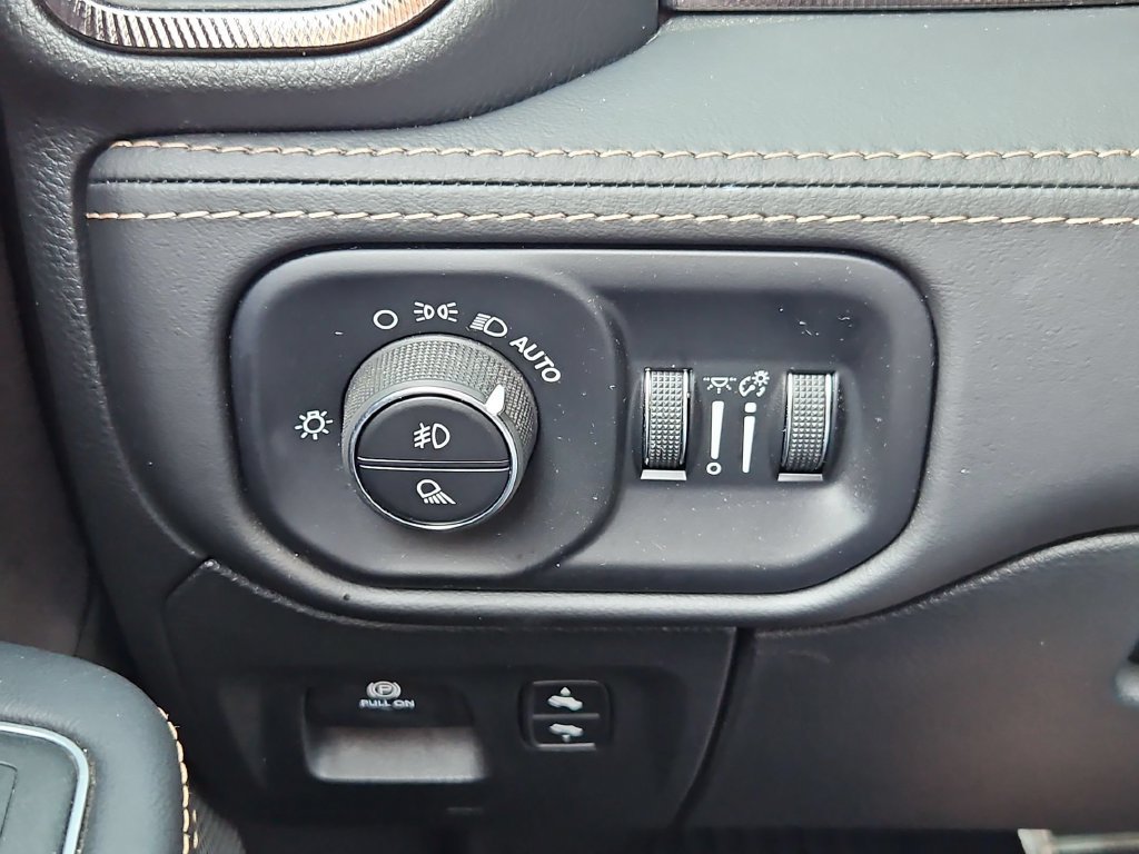Used 2024 RAM 1500 TRX AWD/4WD image 18