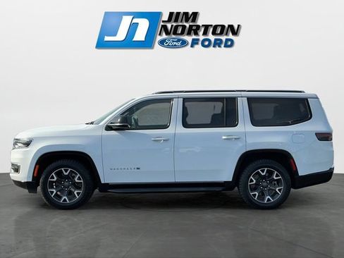 Used 2024 Jeep Wagoneer Series III image 6