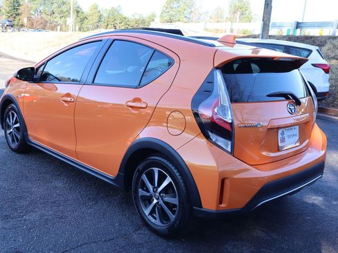 Used 2018 Toyota Prius C Two image 4