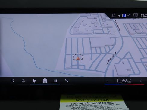 Used 2025 BMW X3 xDrive30i w/ Premium Package image 16