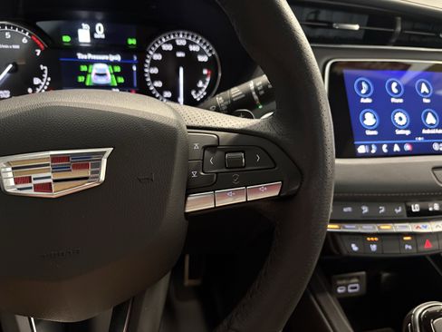 Used 2021 Cadillac XT4 Sport AWD/4WD image 20