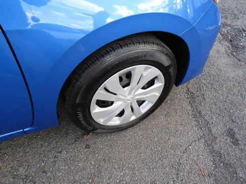 Used 2023 Nissan Versa S image 31