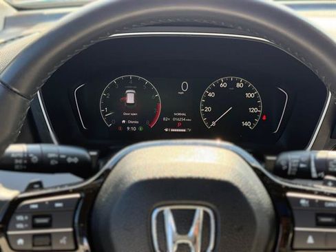 Used 2024 Honda Pilot Touring image 15