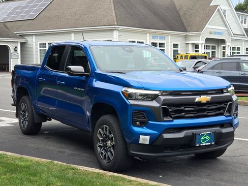Certified 2023 Chevrolet Colorado LT w/ LT Convenience Package III AWD/4WD image 1