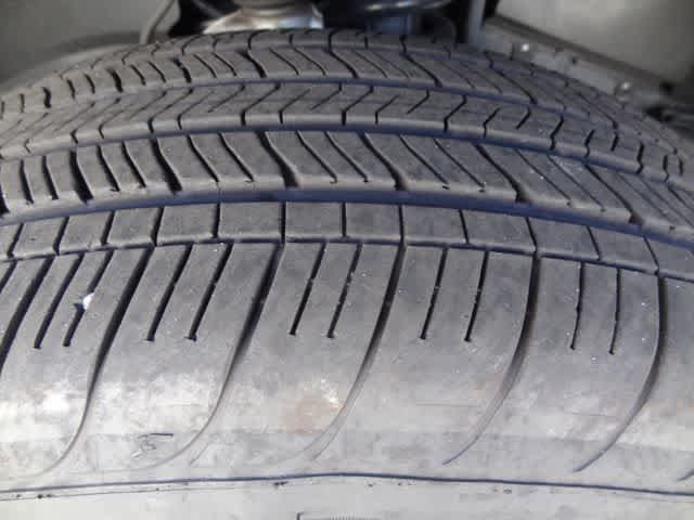 Used 2025 Toyota Tacoma SR5 AWD/4WD image 15