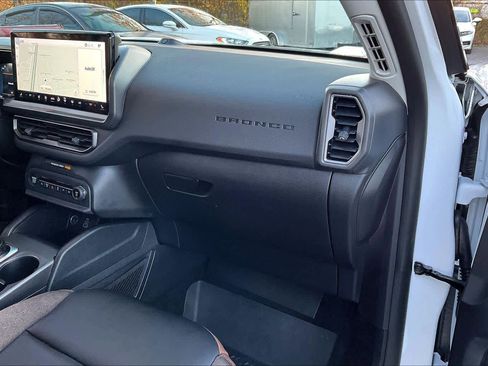 Used 2025 Ford Bronco Sport Outer Banks w/ Outer Banks Tech Package+ image 18