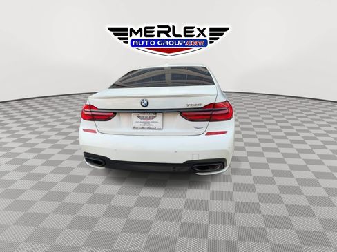 Used 2018 BMW 750i w/ Executive Package RWD image 7