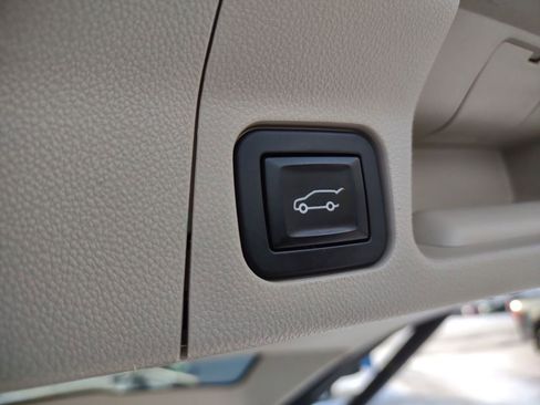 Used 2019 GMC Acadia Denali w/ Technology Package image 27