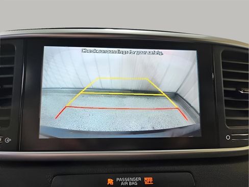 Used 2020 Kia Sportage LX image 13