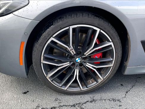 Used 2023 BMW 540i w/ M Sport Package RWD image 12