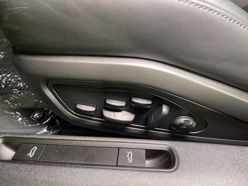 Certified 2024 Porsche 911 Targa 4 image 17