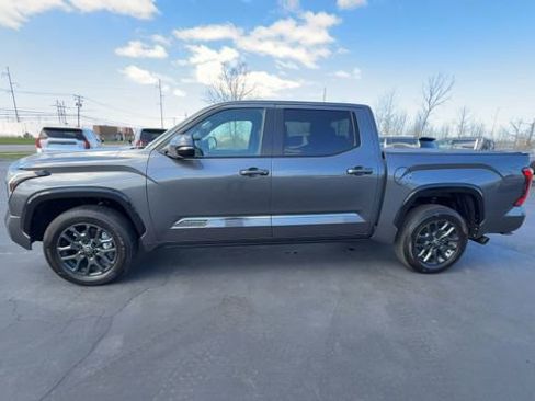 Used 2025 Toyota Tundra Platinum image 5