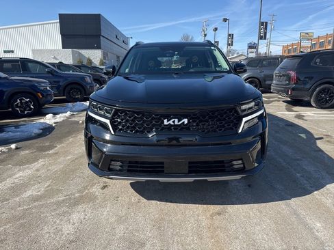 Certified 2023 Kia Sorento SX image 2