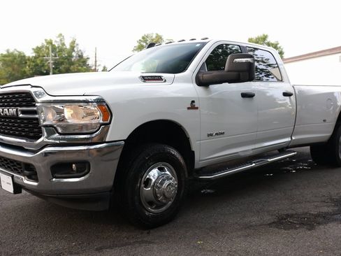 Used 2023 RAM 3500 Big Horn w/ Level 1 Equipment Group image 3