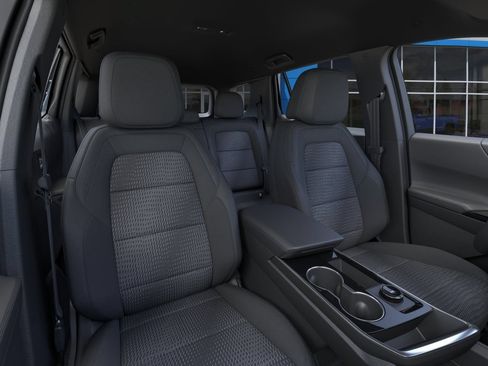 New 2027 Chevrolet Equinox LT w/ Safety and Technology Package AWD/4WD image 17