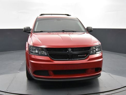 Used 2018 Dodge Journey SE w/ Popular Equipment Group image 4