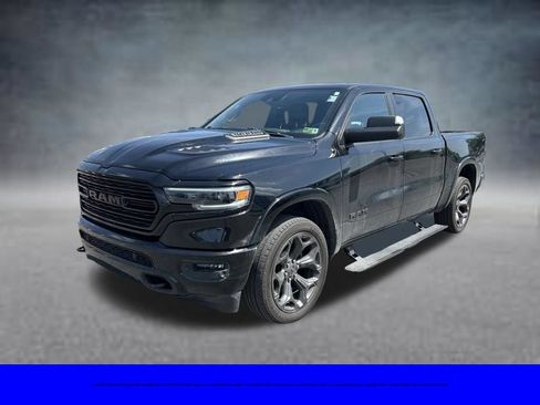 Used 2020 RAM 1500 Limited w/ Black Appearance Package AWD/4WD image 3