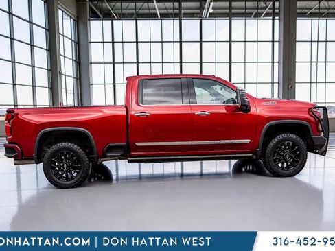Used 2025 Chevrolet Silverado 2500 High Country w/ High Country Premium Package AWD/4WD image 41
