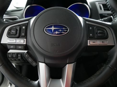 Used 2017 Subaru Outback 2.5i Limited AWD/4WD image 25