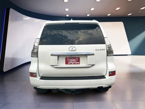 Used 2017 Lexus GX 460 Premium image 4