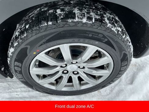 Used 2019 Cadillac XT4 Premium Luxury image 14