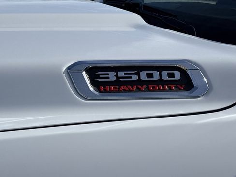 Used 2025 RAM 3500 Longhorn image 14