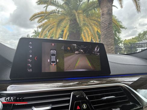 Used 2018 BMW 530i image 17