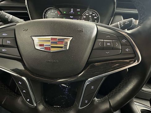 Used 2020 Cadillac XT5 Premium Luxury image 31