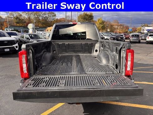 Used 2024 Ford F250 XLT w/ Snow Plow Prep Package image 7