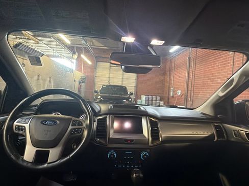 Used 2020 Ford Ranger XLT w/ Equipment Group 301A Mid RWD image 23