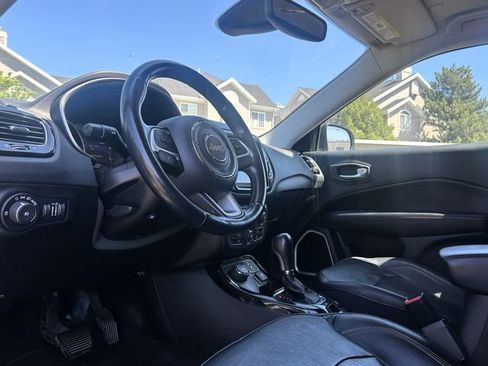 Used 2020 Jeep Compass Limited AWD/4WD image 23