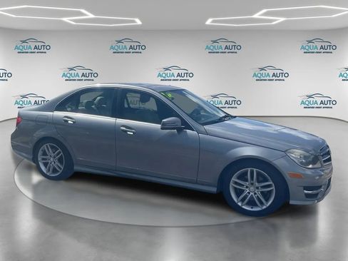 Used 2014 Mercedes-Benz C 250 Sedan image 4
