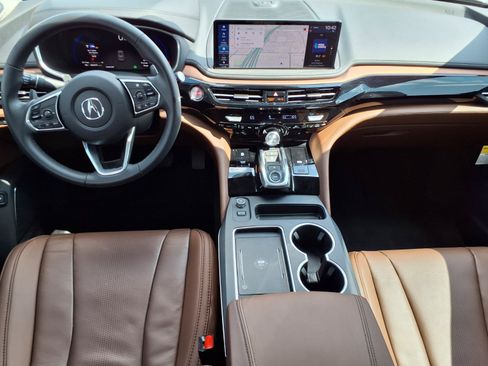 Used 2026 Acura MDX FWD w/ Technology Package image 4