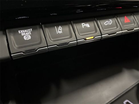 New 2026 GMC Sierra 3500 Denali w/ Denali Reserve Package image 32