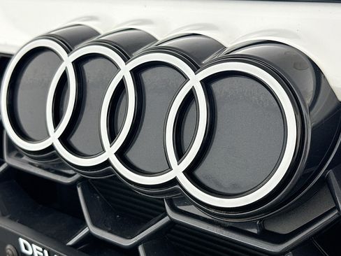 Used 2025 Audi A3 2.0T Premium w/ Convenience Package image 34