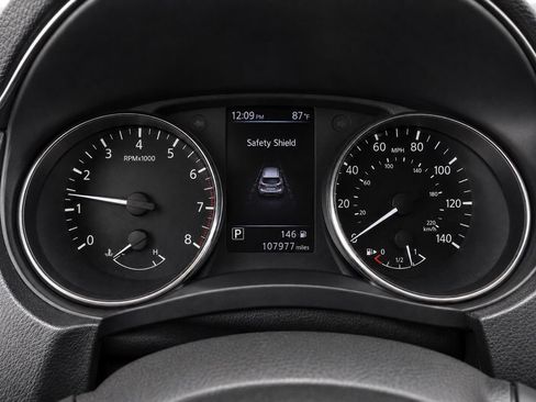 Used 2018 Nissan Rogue Sport SV FWD image 10