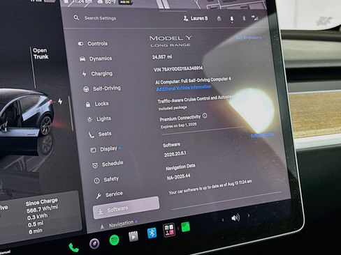 Used 2025 Tesla Model Y Long Range RWD image 18