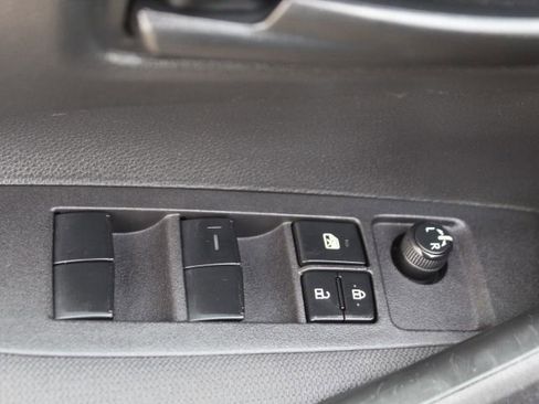 Used 2022 Toyota Corolla LE image 14