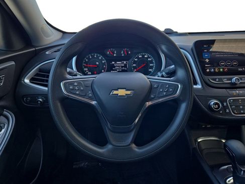 Used 2024 Chevrolet Malibu LT image 12
