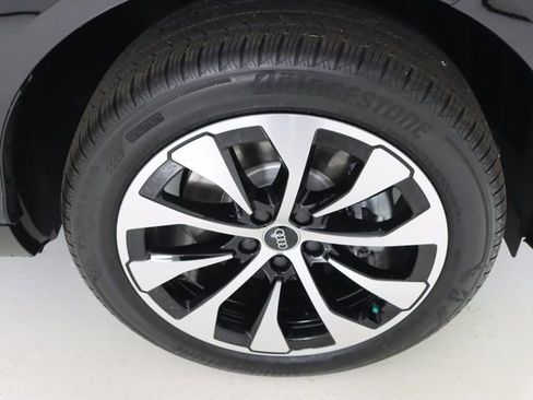 New 2026 Audi Q3 quattro 2.0T image 9