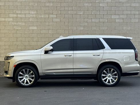 Certified 2024 Cadillac Escalade Premium Luxury Platinum w/ Heavy-Duty Trailer Package image 7