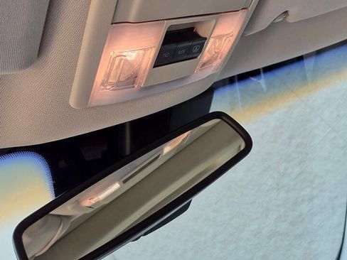 Used 2012 Lincoln MKS FWD image 55