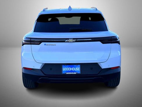 New 2026 Chevrolet Equinox EV LT image 6