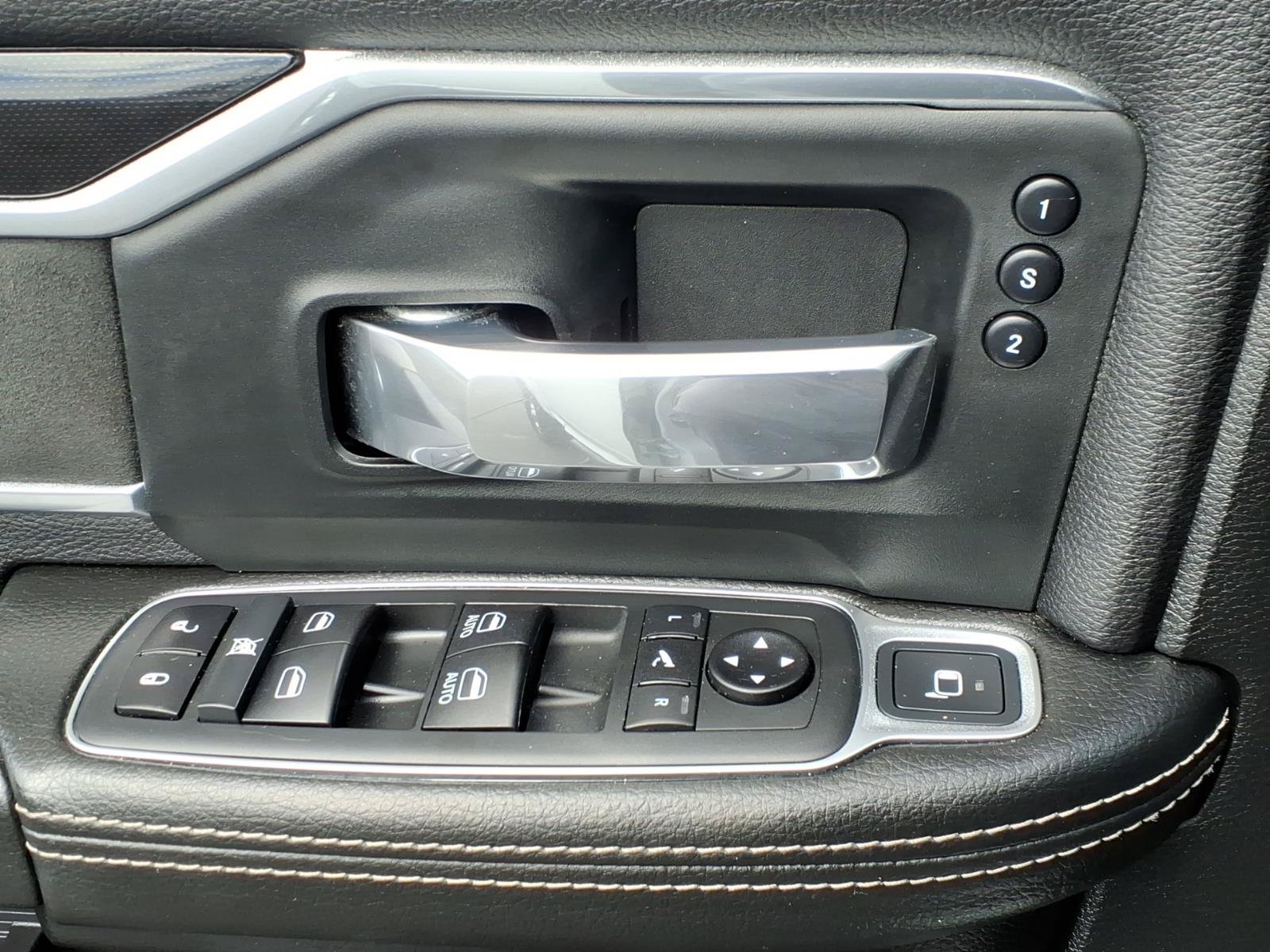 Used 2020 RAM 3500 Laramie AWD/4WD image 33