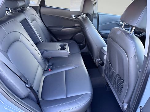 Used 2023 Hyundai Kona Limited FWD image 33