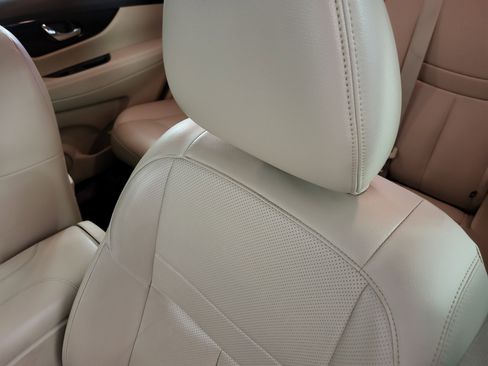 Used 2017 Nissan Rogue SL w/ SL Premium Package image 14