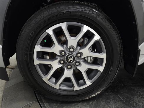 Used 2025 Toyota Sequoia Limited image 14